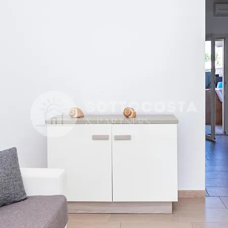La Marea Apartment *